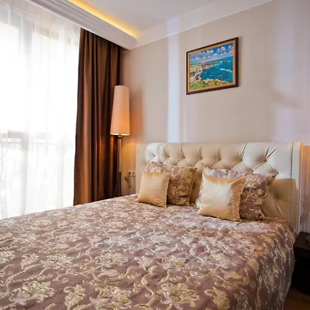 Apartahotel Harmony Palace 3*