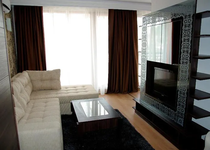 Lägenhetshotell Harmony Palace Slăntjev Brjag