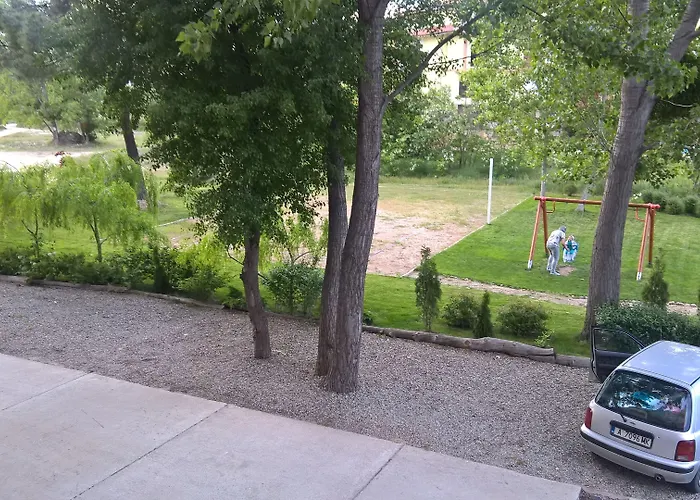 Lägenhetshotell Harmony Palace Slăntjev Brjag