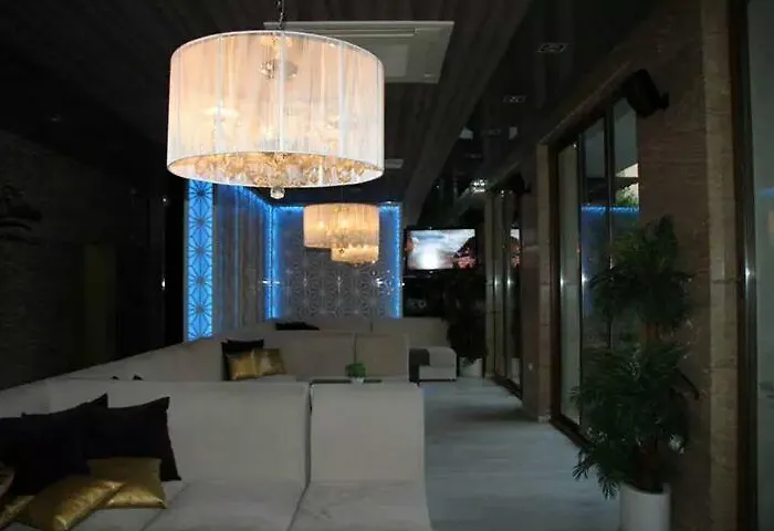 Lägenhetshotell Harmony Palace 4*